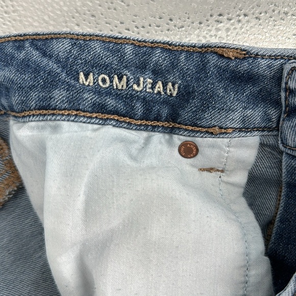 American Eagle Stretch Mom Jeans-Size 12 Long - Picture 7 of 8